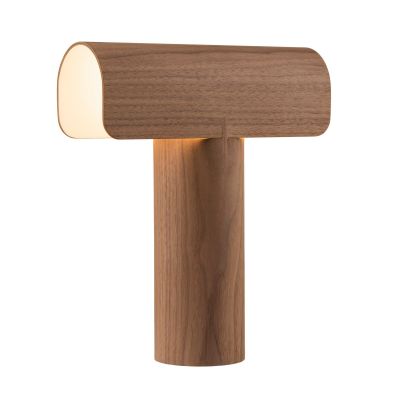 Teelo Tischleuchte 8020 von Secto Design aus Nussbaumholz, moderne Holzlampe für Nachttisch oder Schreibtisch.